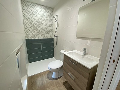 STUDIO A LOUER - MONISTROL SUR LOIRE - 19.55 m2 - 400 € charges comprises par mois