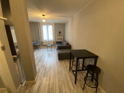 STUDIO - ST ETIENNE BADOUILLERE - 23.61 m2 - LOUÉ