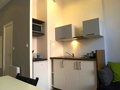 STUDIO A LOUER - ST ETIENNE BELLEVUE/LA RIVIERE - 16.74 m2 - 310�&euro; charges comprises par mois