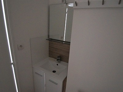 STUDIO A LOUER - ST ETIENNE BELLEVUE/LA RIVIERE - 16.74 m2 - 310�&euro; charges comprises par mois