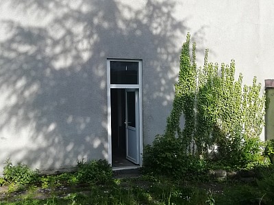 STUDIO A LOUER - ST ETIENNE BELLEVUE/LA RIVIERE - 16.74 m2 - 310�&euro; charges comprises par mois