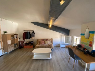 STUDIO A LOUER - ST ETIENNE CARNOT/JEAN JAURES/JACQUARD - 27.23 m2 - 270 € charges comprises par mois