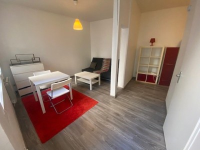 STUDIO A LOUER - ST ETIENNE CHAVANELLE - 22.02 m2 - 360€ charges comprises par mois