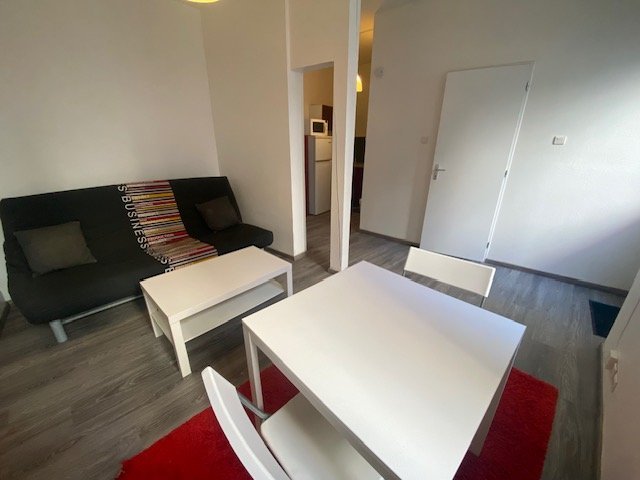 STUDIO - ST ETIENNE CHAVANELLE - 22.02 m2 - LOU&Eacute;