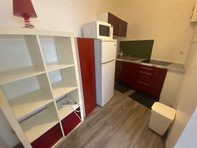 STUDIO - ST ETIENNE CHAVANELLE - 22.02 m2 - LOU&Eacute;