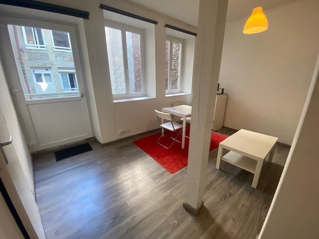 STUDIO - ST ETIENNE CHAVANELLE - 22.02 m2 - LOU&Eacute;