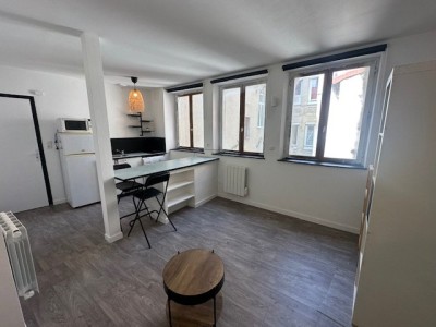 STUDIO A LOUER - ST ETIENNE CHAVANELLE - 19.45 m2 - 360€ charges comprises par mois