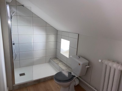 STUDIO A LOUER - ST ETIENNE CRET DE ROCH - 19.43 m2 - 410 &euro; charges comprises par mois