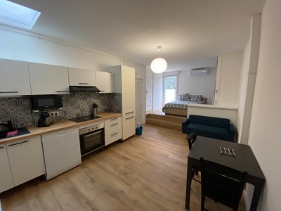 STUDIO A LOUER - ST ETIENNE FAC TREFILERIE/CENTRE II - 28.2 m2 - 420�&euro; charges comprises par mois