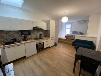 STUDIO A LOUER - ST ETIENNE FAC TREFILERIE/CENTRE II - 28.2 m2 - 420�&euro; charges comprises par mois