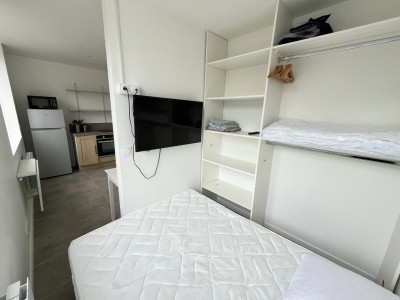 STUDIO A LOUER - ST ETIENNE FACULTE   CENTRE DEUX - 18.32 m2 - 420€ charges comprises par mois