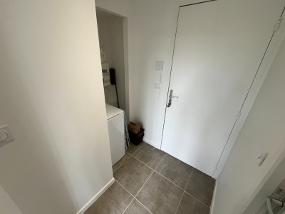 STUDIO A LOUER - ST ETIENNE FACULTE   CENTRE DEUX - 18.32 m2 - 420€ charges comprises par mois