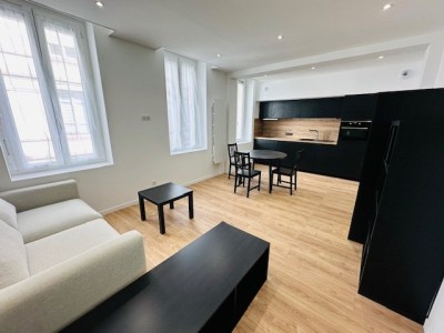STUDIO A LOUER - ST ETIENNE Htel de Ville/Dorian - 26.63 m2 - 420€ charges comprises par mois