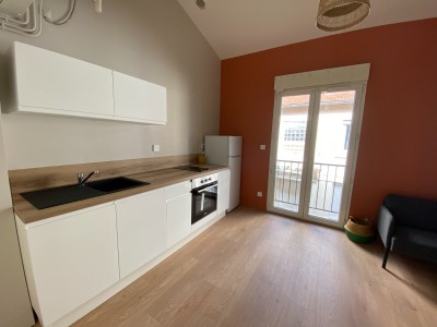 STUDIO A LOUER - ST ETIENNE HYPER CENTRE/DORIAN - 21.91 m2 - 410�&euro; charges comprises par mois