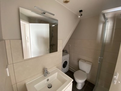 STUDIO A LOUER - ST ETIENNE HYPER CENTRE/DORIAN - 21.91 m2 - 410�&euro; charges comprises par mois