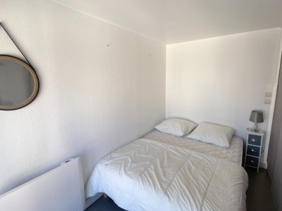 STUDIO A LOUER - ST ETIENNE JACQUARD - 31.9 m2 - 440€ charges comprises par mois