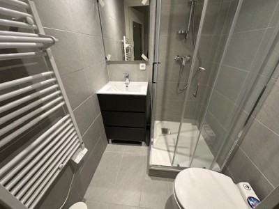 STUDIO A LOUER - ST ETIENNE QUARTIER HALLES/URSULES - 19.47 m2 - 375€ charges comprises par mois