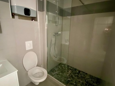 STUDIO A LOUER - ST ETIENNE TREFILERIE/CENTRE DEUX - 23 m2 - 395€ charges comprises par mois