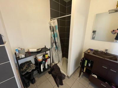 STUDIO A LOUER - ST ETIENNE TREFILERIE - 21.42 m2 - 400€ charges comprises par mois