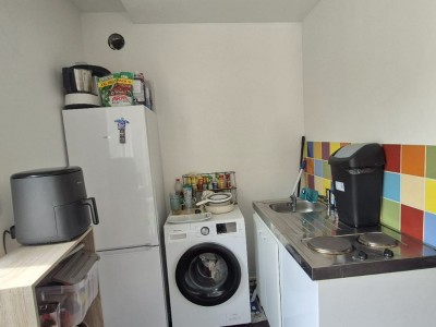 STUDIO A VENDRE - LA RICAMARIE - 23.45 m2 - 29 000 €
