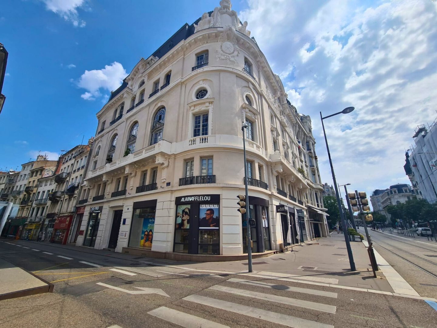 STUDIO - ST ETIENNE CENTRE VILLE - 31.96 m2 - VENDU