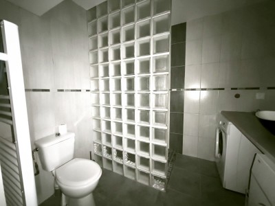 STUDIO A VENDRE - ST ETIENNE FACULTE CENTRE DEUX - 21 m2 - 49 000 €