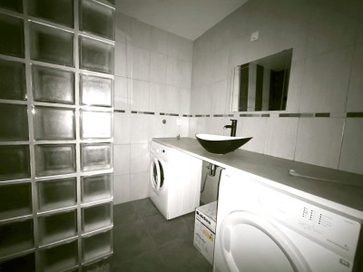 STUDIO A VENDRE - ST ETIENNE FACULTE CENTRE DEUX - 21 m2 - 49 000 €