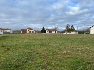 TERRAIN - CUZIEU - 1140 m2 - VENDU