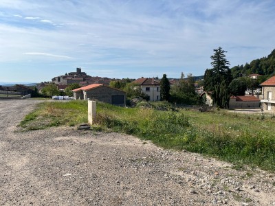 TERRAIN A VENDRE - ST BONNET LE CHATEAU - 723 m2 - 70 000 &euro;