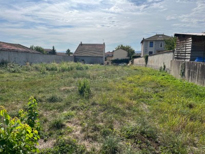 TERRAIN A VENDRE - ST MARCELLIN EN FOREZ - 368 m2 - 85 000 &euro;