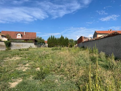 TERRAIN A VENDRE - ST MARCELLIN EN FOREZ - 368 m2 - 85 000 &euro;