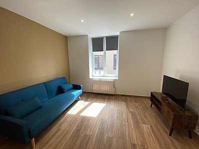 Studio semi-quipe A LOUER - ST ETIENNE Albert Thomas/Badouillre - 23.44 m2 - 435€ charges comprises par mois