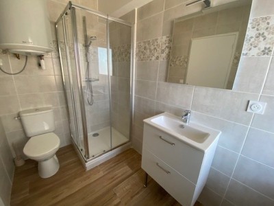 APPARTEMENT T1 A LOUER - ST ETIENNE ALBERT THOMAS/URSULES - 22.66 m2 - 435 € charges comprises par mois