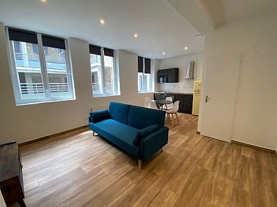 Studio A LOUER - ST ETIENNE Albert Thomas/Ursules - 26.45 m2 - 435 € charges comprises par mois