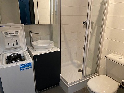 APPARTEMENT T1 A LOUER - ST ETIENNE AVENUE DE LA LIBERATION/GRANDE POSTE - 29.49 m2 - 425 &euro; charges comprises par mois