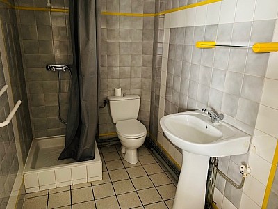 APPARTEMENT T1 A LOUER - ST ETIENNE BAS DE FAURIEL/ST ROCH - 31.95 m2 - 410€ charges comprises par mois