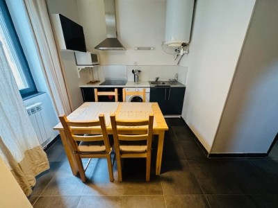 APPARTEMENT T1 A LOUER - ST ETIENNE Châteaucreux/Centre Commercial Steel - 25.99 m2 - 430 € charges comprises par mois