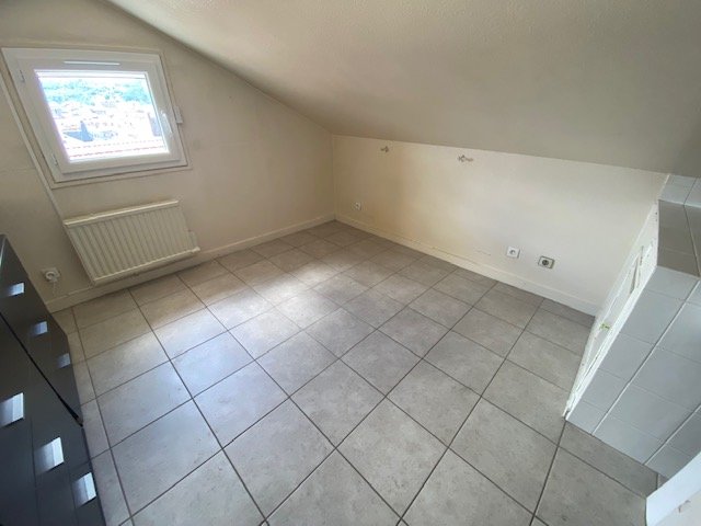 APPARTEMENT T1 A LOUER - ST ETIENNE CHAVANELLE/HYPER CENTRE - 28.53 m2 - 406�&euro; charges comprises par mois