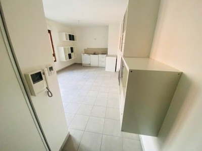 APPARTEMENT T1 - ST ETIENNE CITE DESIGN - 27.08 m2 - LOUÉ