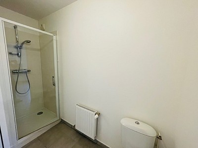 APPARTEMENT T1 - ST ETIENNE CITE DESIGN - 27.08 m2 - LOUÉ