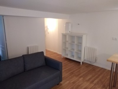 APPARTEMENT T1 - ST ETIENNE COLLINE DES PERES - 26.58 m2 - LOUÉ