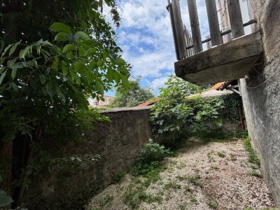 APPARTEMENT T1 - ST ETIENNE COLLINE DES PERES - 26.58 m2 - LOUÉ