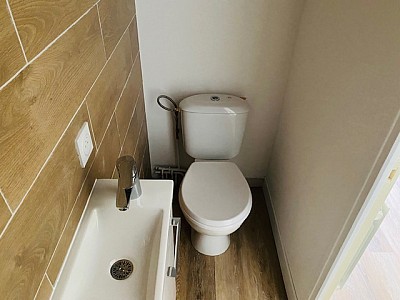 APPARTEMENT T1 A LOUER - ST ETIENNE COLLINE DES PERES - 17.78 m2 - 280 € charges comprises par mois