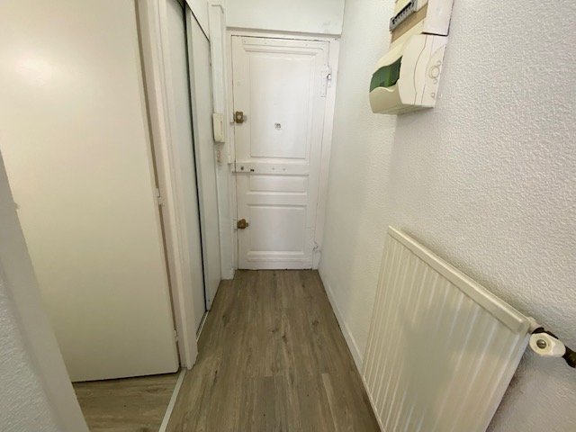 APPARTEMENT T1 - ST ETIENNE HOTEL DE VILLE - 23.13 m2 - LOU&Eacute;