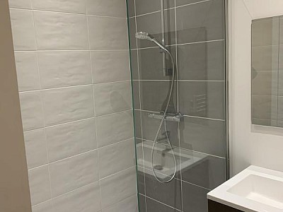 APPARTEMENT T1 A LOUER - ST ETIENNE HOTEL DE VILLE - 33 m2 - 440 € charges comprises par mois