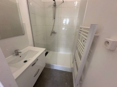 APPARTEMENT T1 A LOUER - ST ETIENNE JEAN JAURES / CARNOT - 35.88 m2 - 410€ charges comprises par mois