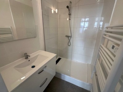 APPARTEMENT T1 - ST ETIENNE JEAN JAURES / CARNOT - 35.88 m2 - LOU&Eacute;