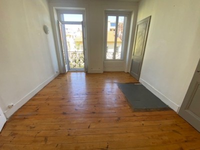 APPARTEMENT T1 - ST ETIENNE JEAN JAURES - 36.82 m2 - LOUÉ