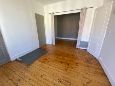 APPARTEMENT T1 - ST ETIENNE JEAN JAURES - 36.82 m2 - LOUÉ