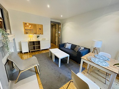 T1 Bis A LOUER - ST ETIENNE LES HALLES/URSULES - 33.09 m2 - 460 € charges comprises par mois